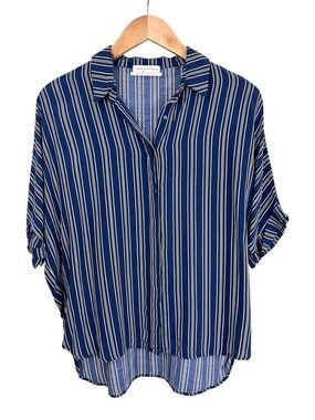 UO Navy Blue, Striped Oversized Top. Short Sleeve, button down. Small-P